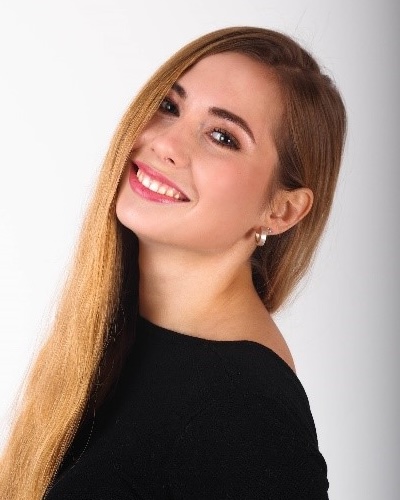 Aleksandra_Belozerova_400x500 Aleksandra_Belozerova_400x500
