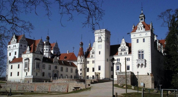 Schloss_Boitzenburg_Vorderseite_600px ©Dallu/WikiCommons