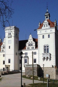Schloss_Boitzenburg_Vorderseite_hoch ©Dallu/WikiCommons