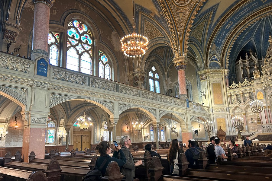 The Szeged Synagogue (interior)