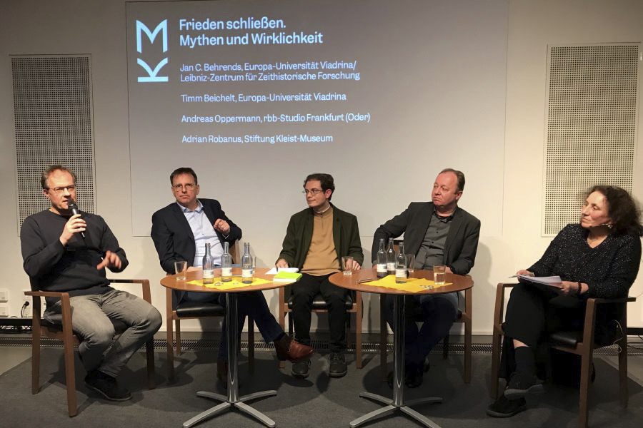 Podium im Kleist Museum